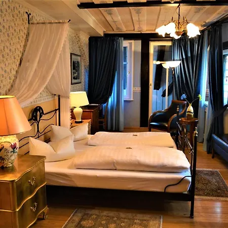 Kronacher Stadthotels 4*