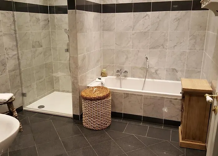מלון Kronacher Stadthotels