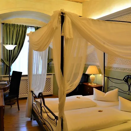 Kronacher Stadthotels فندق 4*
